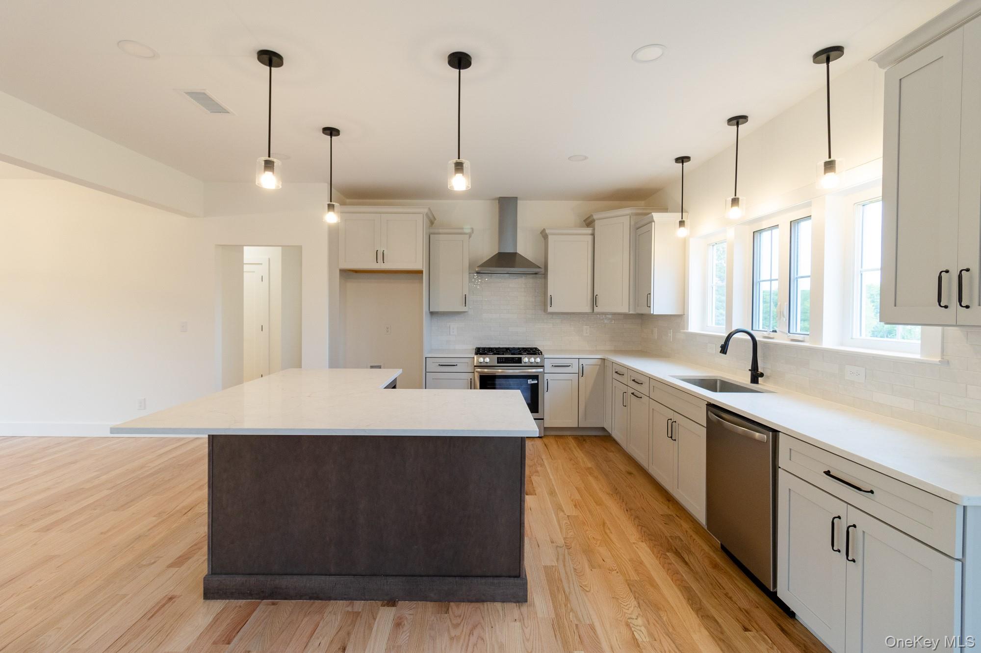 750 Ridgebury Road Slate Hill, NY 10973 - Photo 6 of 41