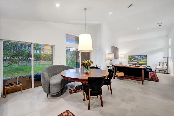 $4,400 | 648 Sand Creek Circle, Weston, FL 33327