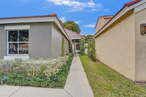 $4,400 | 648 Sand Creek Circle, Weston, FL 33327