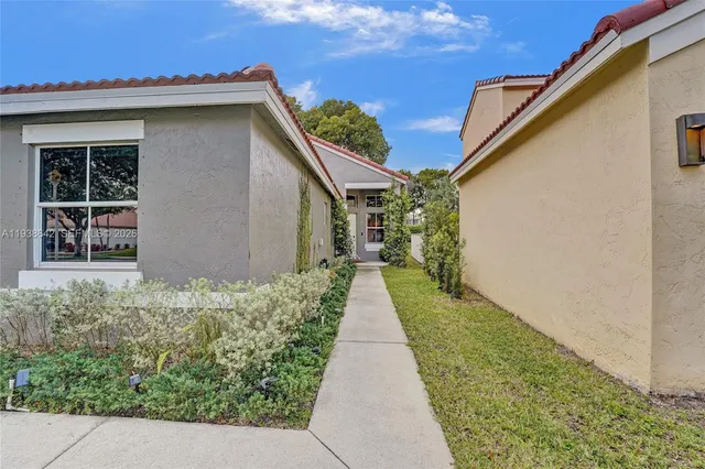 $4,400 | 648 Sand Creek Circle, Weston, FL 33327