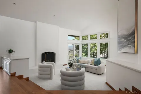 $3,950,000 | 7 Cherbourg, Newport Beach, CA 92660