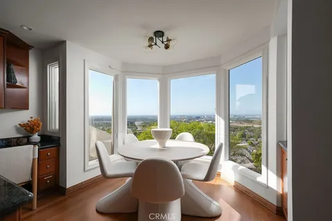 $3,950,000 | 7 Cherbourg, Newport Beach, CA 92660