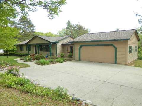 9100 Bennett Lake Road Fenton, MI 48430 - Photo 23 of 23 20438932-22.JPG