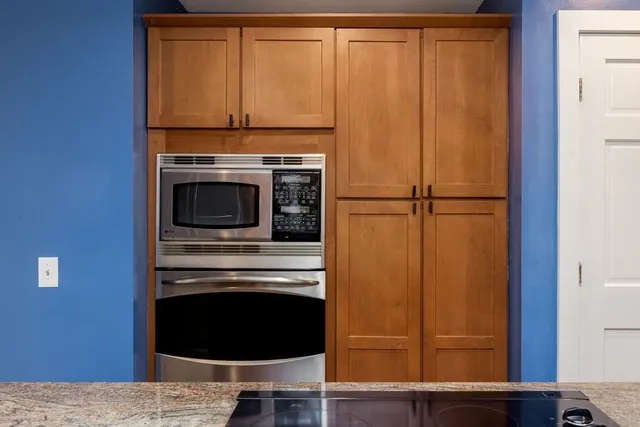 $499,000 | 27 Ash Street, Hartford, VT 05001