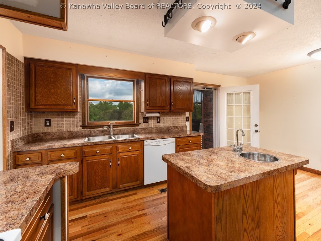 2599 Cross Creek Road Buffalo, WV 25033 - Photo 5 of 21 Gallery Image 5