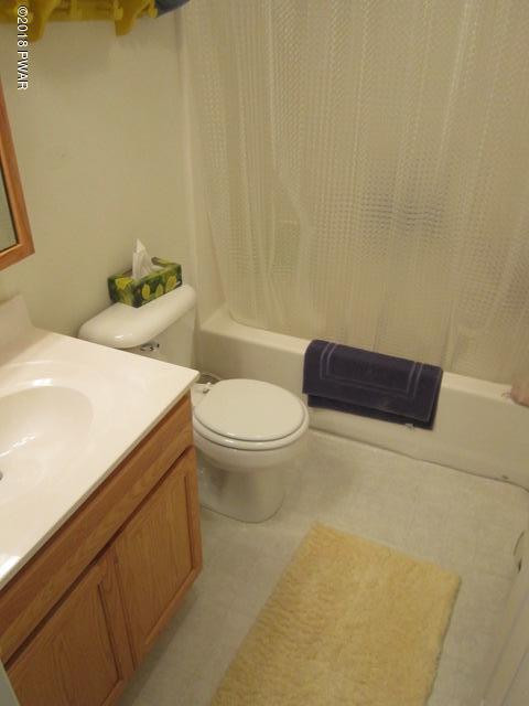 130 Laurel Road Lackawaxen, PA 18435 - Photo 23 of 45 21 BATH 2