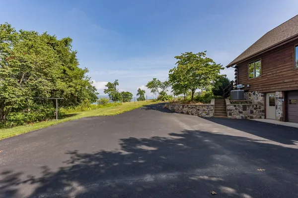 $775,000 | 1003 Natural Chimney Road, Mount Solon, VA 22843