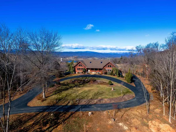 $775,000 | 1003 Natural Chimney Road, Mount Solon, VA 22843