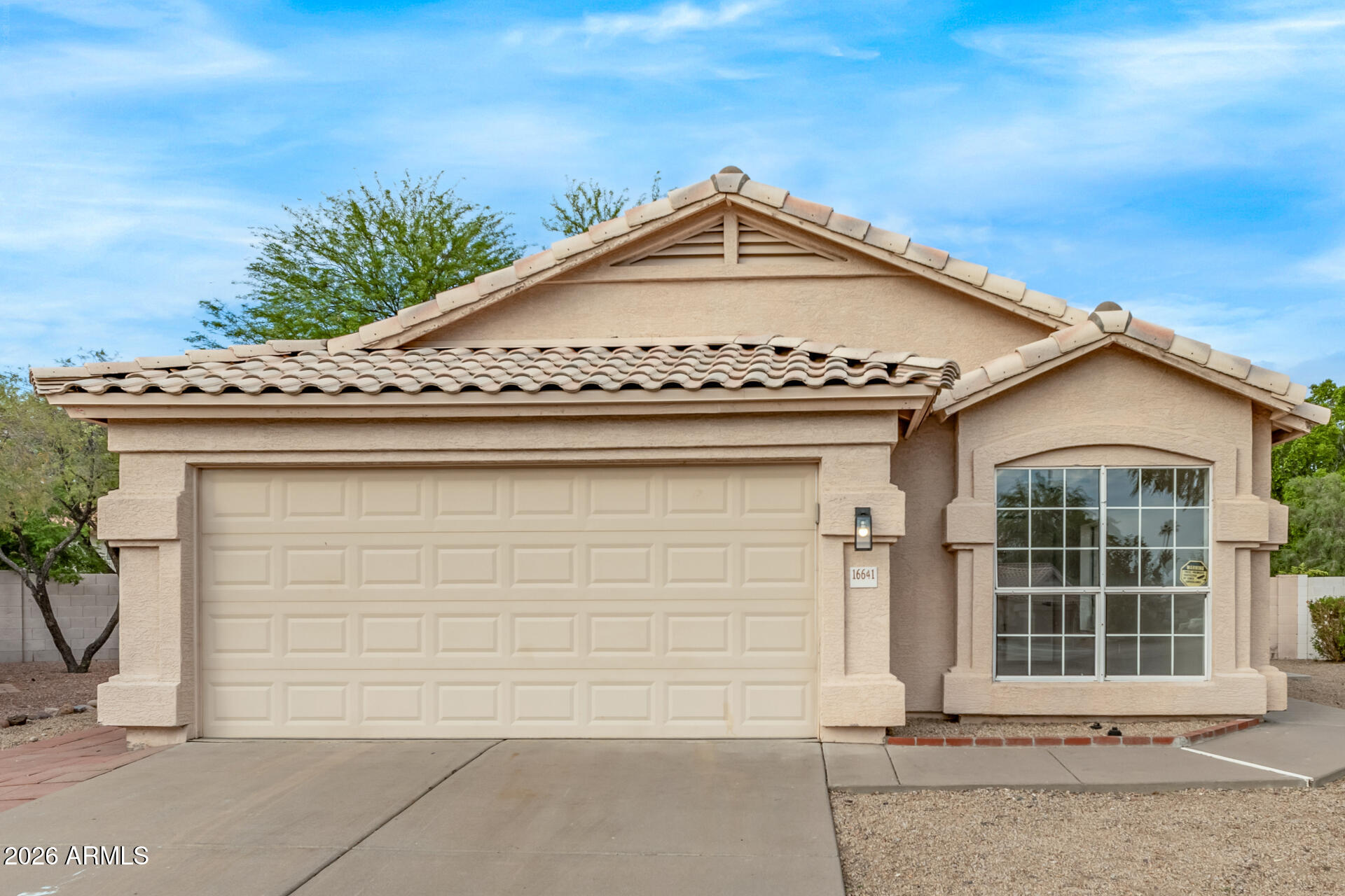 16641 North 35th Place Phoenix, AZ 85032 - Photo 5 of 42 01 35th