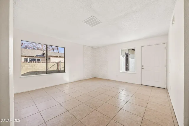 $425,000 | 3521 West Ave K 13, Lancaster, CA 93536