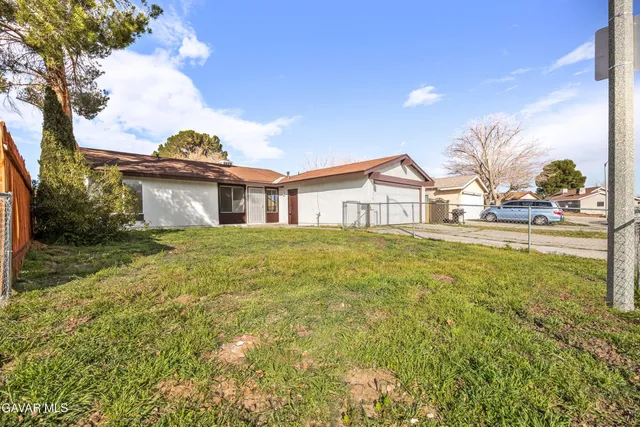 $425,000 | 3521 West Ave K 13, Lancaster, CA 93536