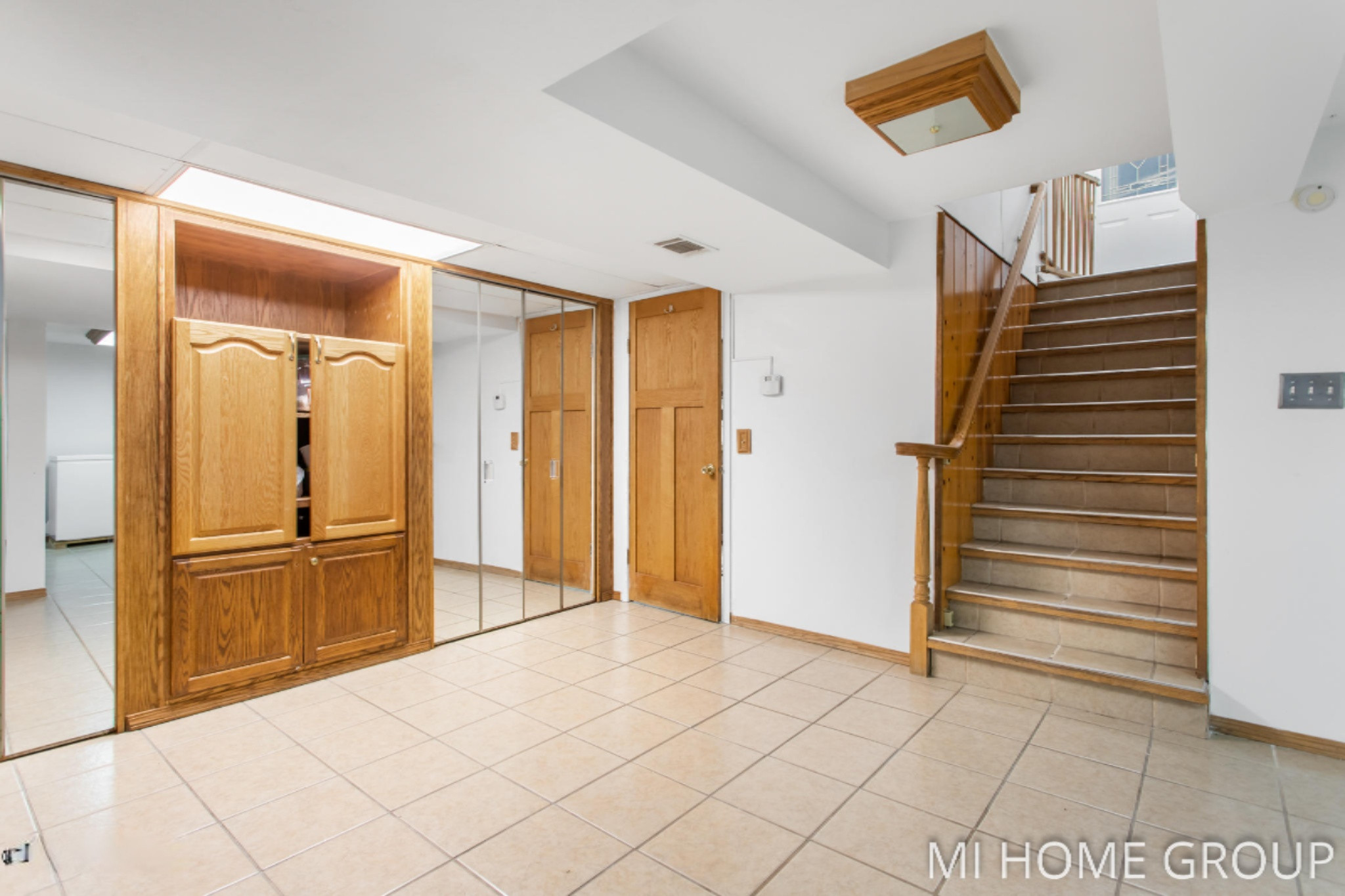 762 Riley Street Holland, MI 49424 - Photo 37 of 49 762 Riley St, Holland-39