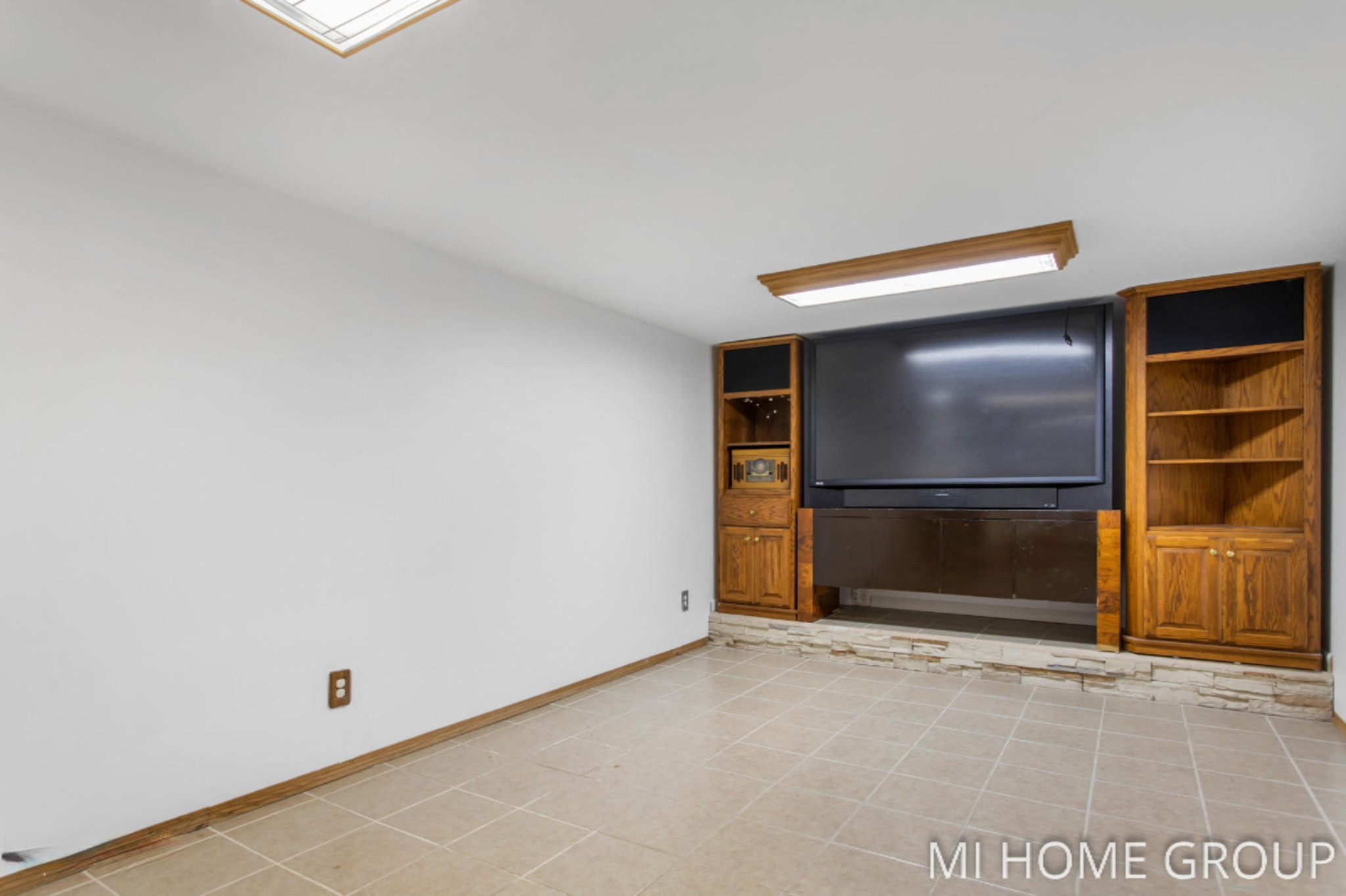 762 Riley Street Holland, MI 49424 - Photo 43 of 49 762 Riley St, Holland-45