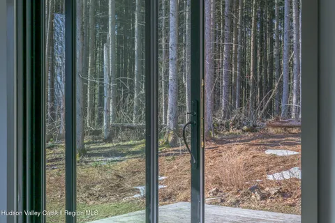 $695,000 | 30 Ridge Lane, Hillsdale, NY 12529