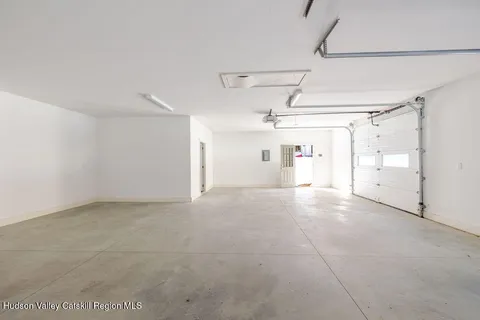 $695,000 | 30 Ridge Lane, Hillsdale, NY 12529