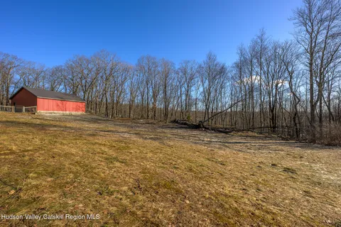 $695,000 | 30 Ridge Lane, Hillsdale, NY 12529