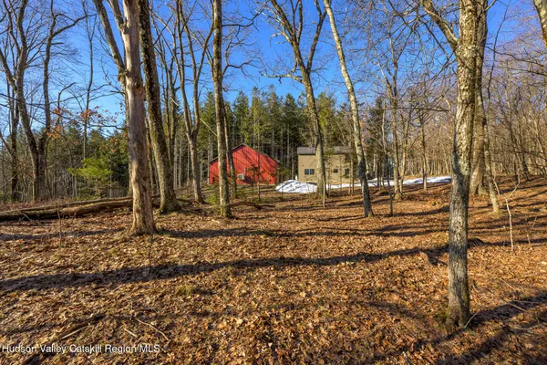 $695,000 | 30 Ridge Lane, Hillsdale, NY 12529