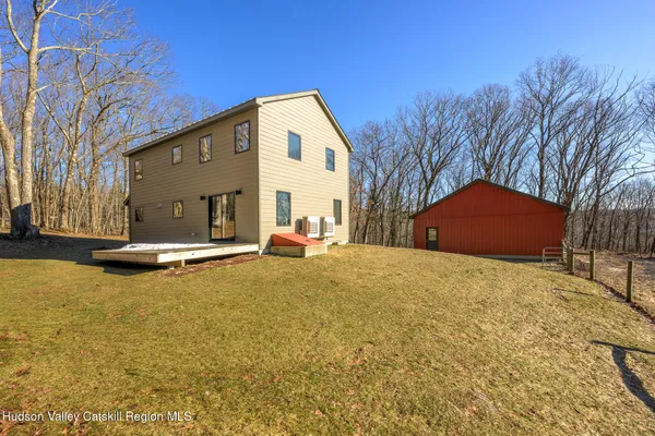 $695,000 | 30 Ridge Lane, Hillsdale, NY 12529