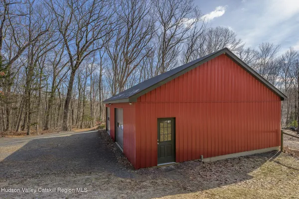 $695,000 | 30 Ridge Lane, Hillsdale, NY 12529