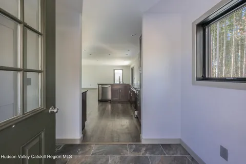 $695,000 | 30 Ridge Lane, Hillsdale, NY 12529