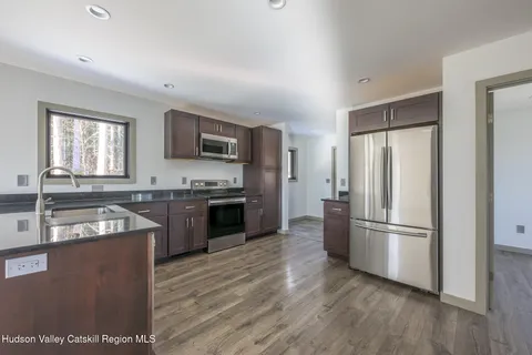 $695,000 | 30 Ridge Lane, Hillsdale, NY 12529