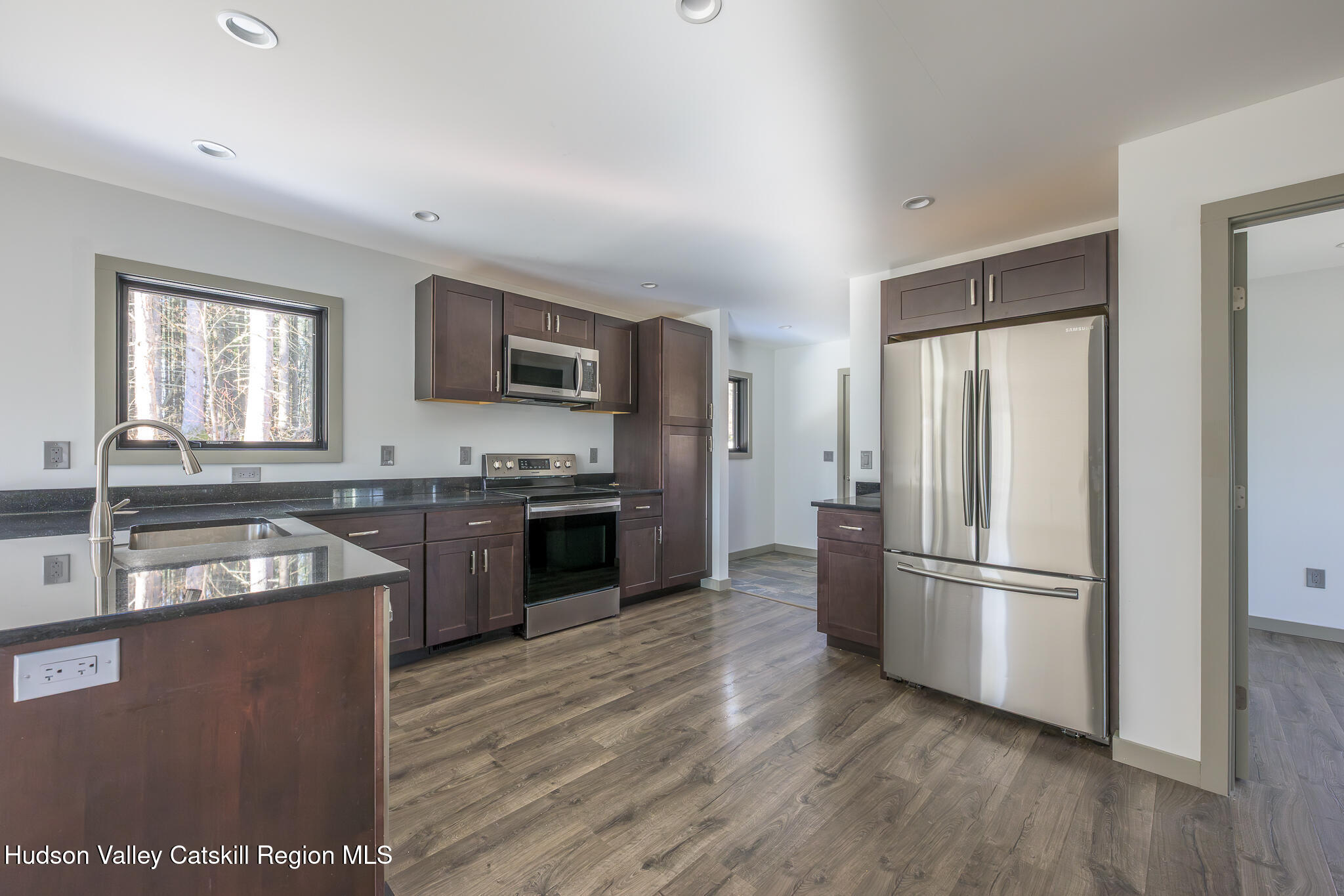 30 Ridge Lane Hillsdale, NY 12529 - Photo 9 of 37 Screen - 30 Ridge Ln Hillsdale NY 12529-