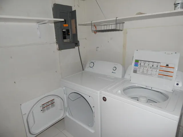 $2,100 | 2847 Duke Lane, Delray Beach, FL 33445