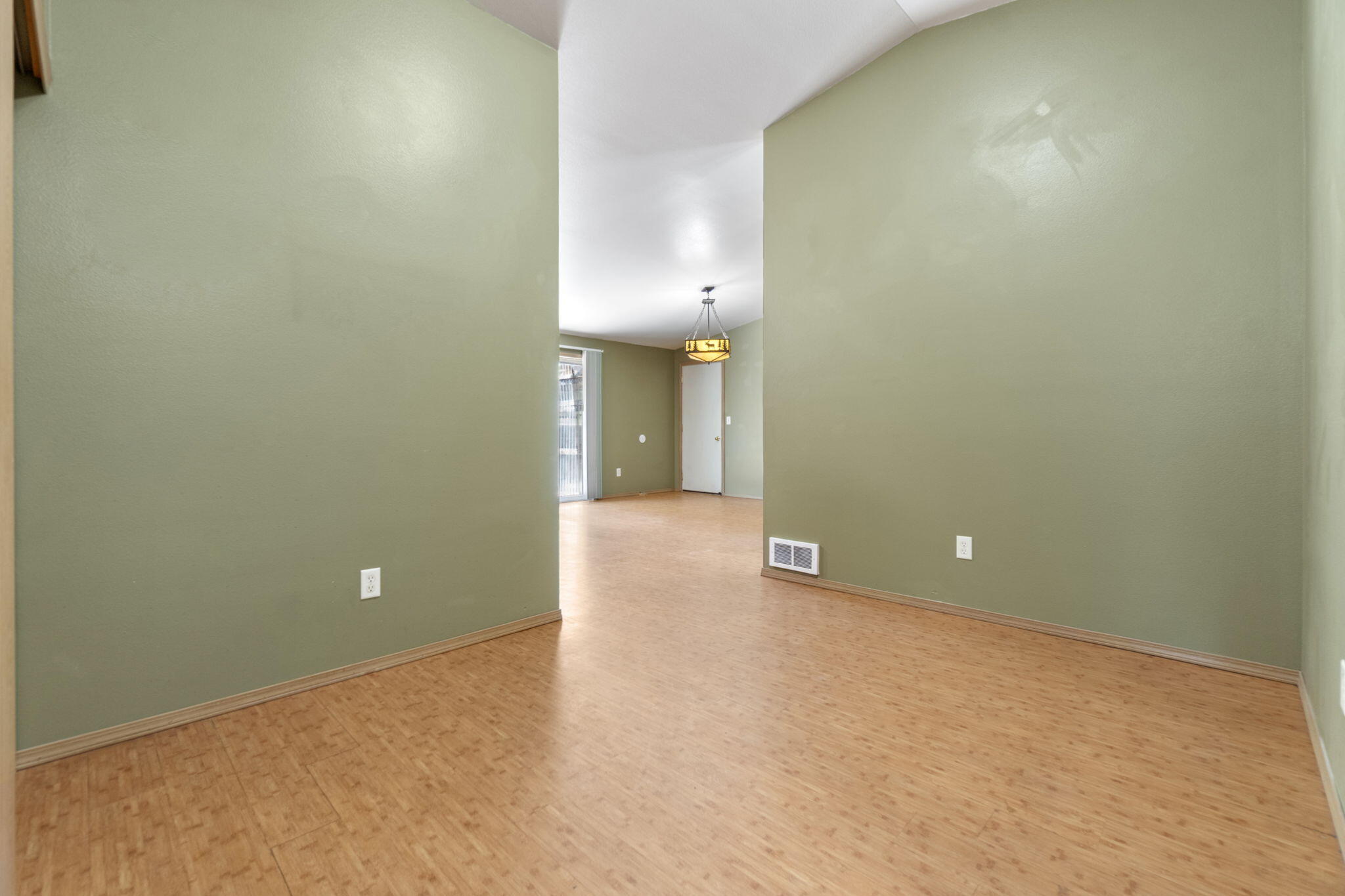 2630 Frontage Road Klamath Falls, OR 97601 - Photo 40 of 72