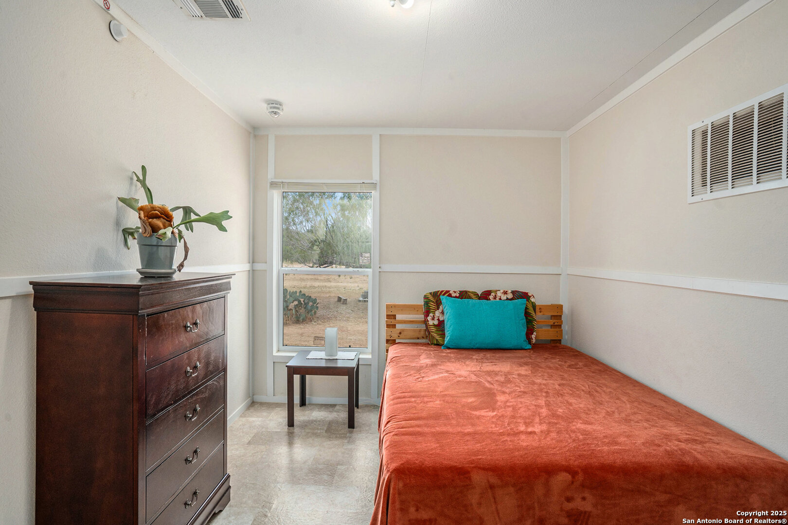 545 County Road 741 Yancey, TX 78886 - Photo 16 of 43