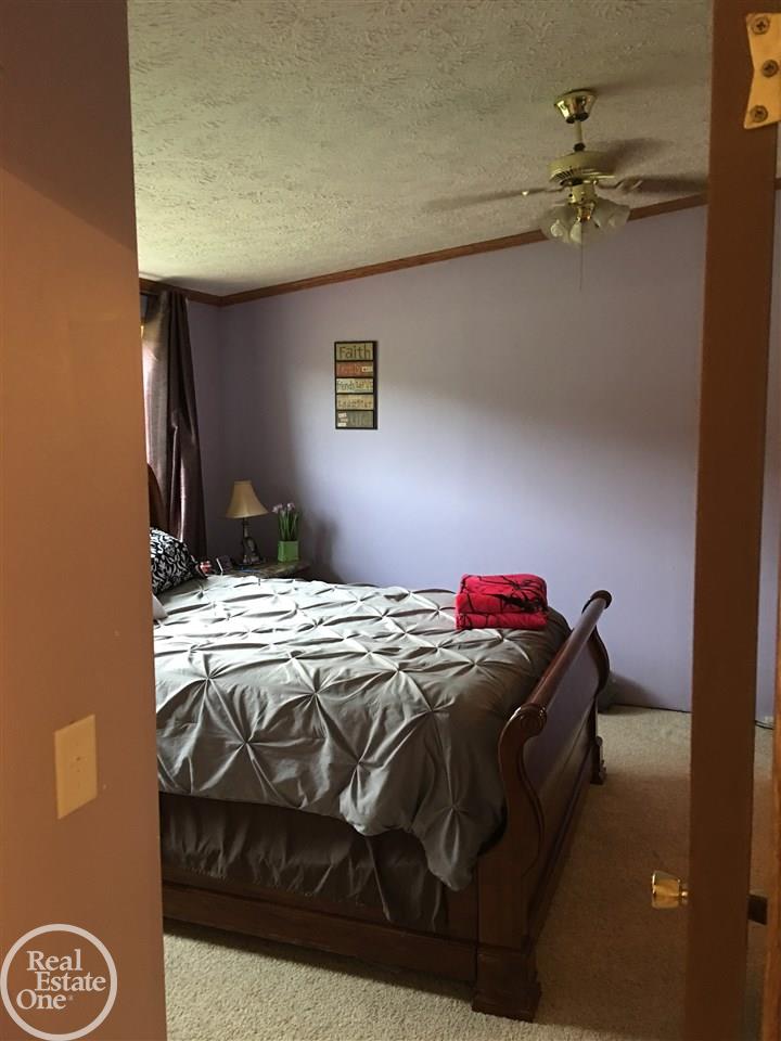 8773 Metcalf Road Avoca, MI 48006 - Photo 12 of 34