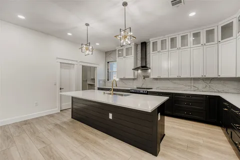 $480,000 | 406 East Carrie Manor Street, Manor, TX 78653