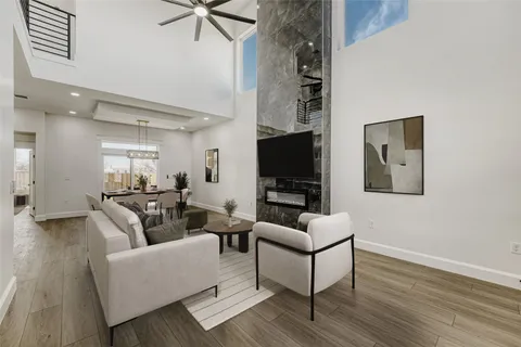 $480,000 | 406 East Carrie Manor Street, Manor, TX 78653