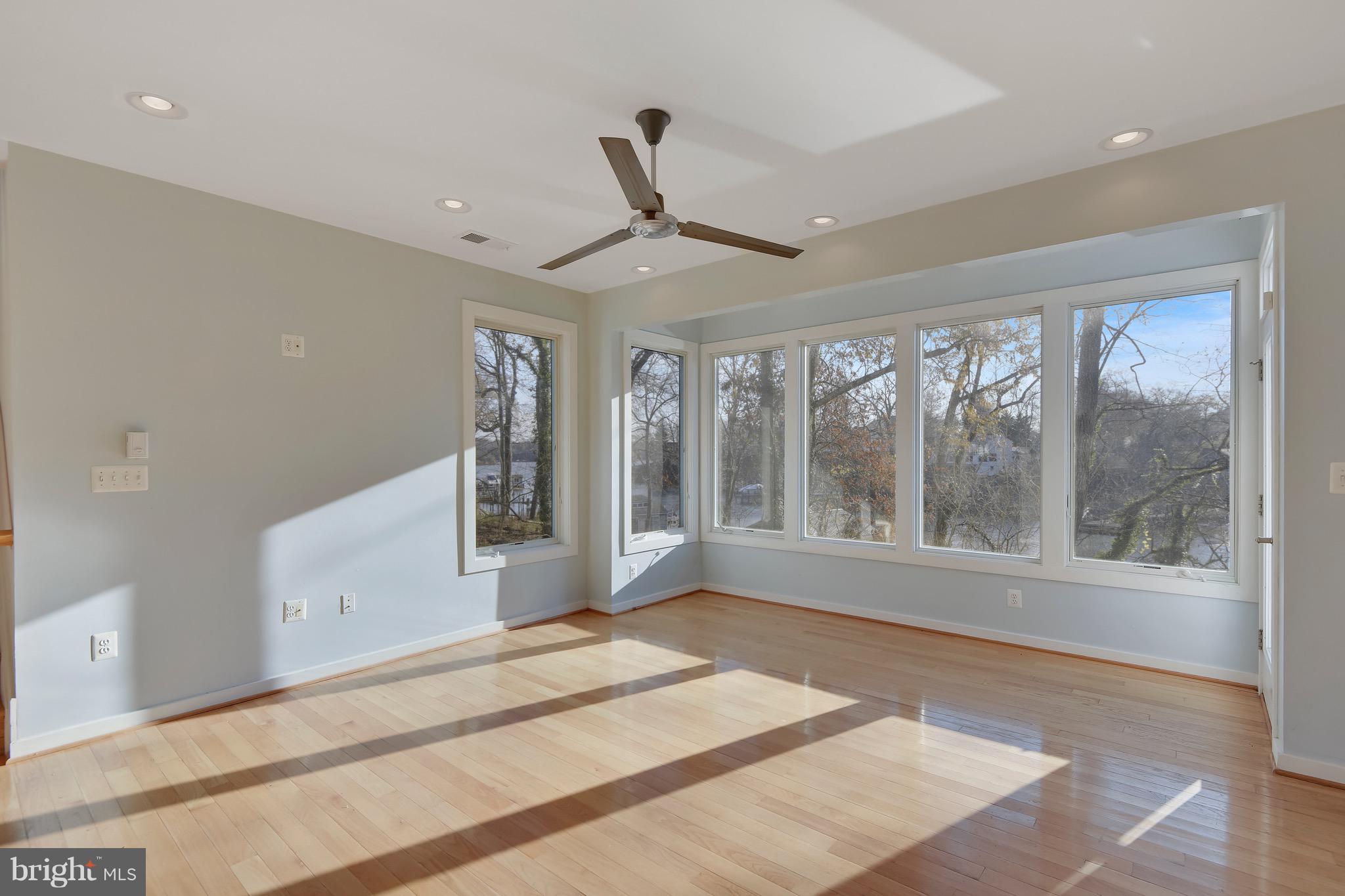 2753 Hambleton Road Riva, MD 21140 - Photo 11 of 59