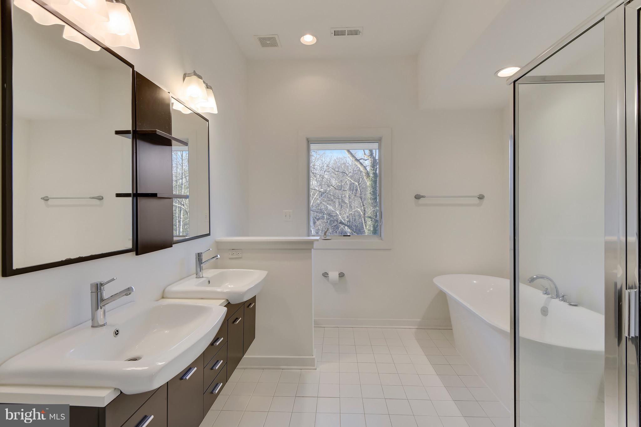 2753 Hambleton Road Riva, MD 21140 - Photo 17 of 59