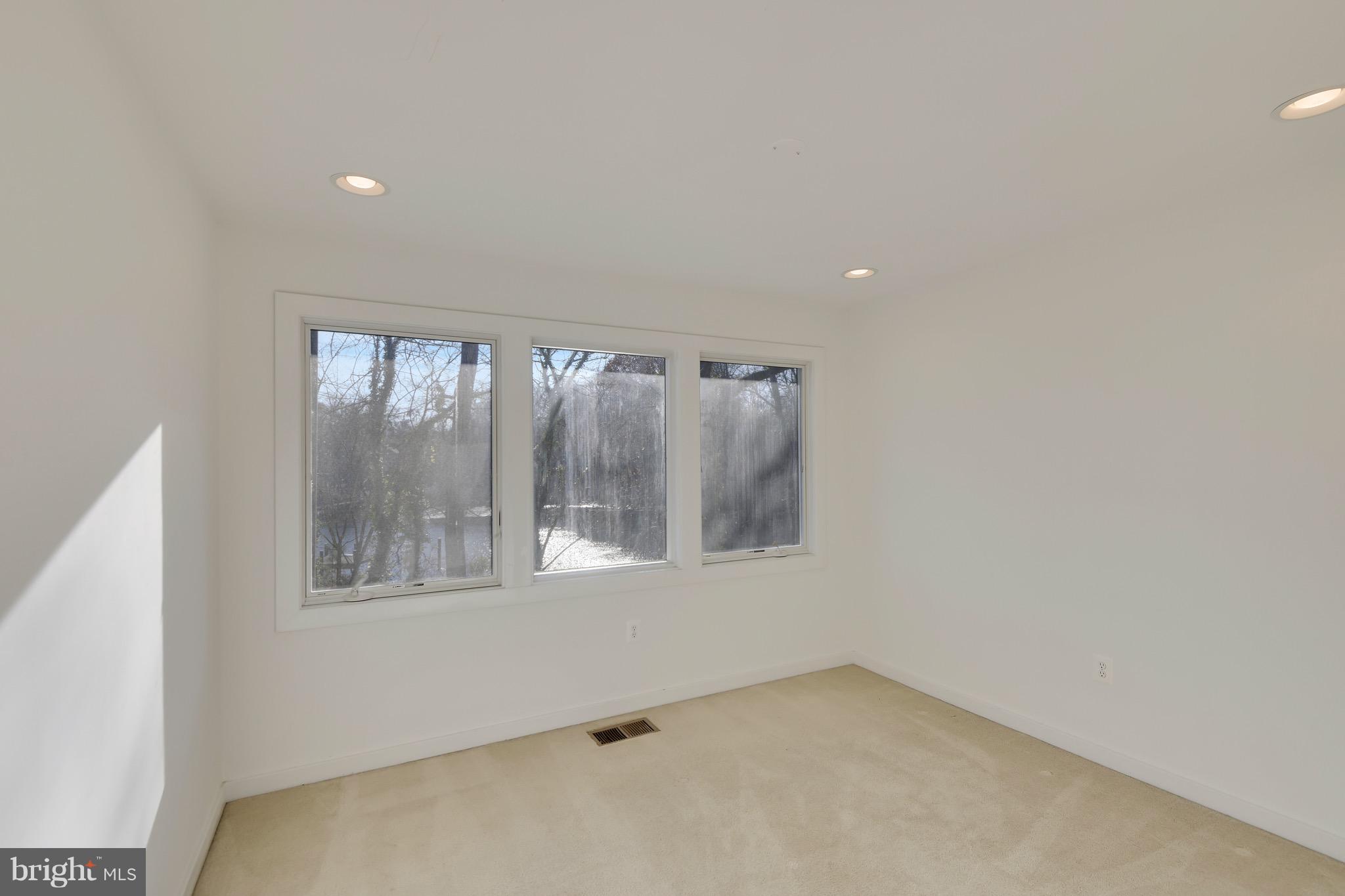 2753 Hambleton Road Riva, MD 21140 - Photo 20 of 59