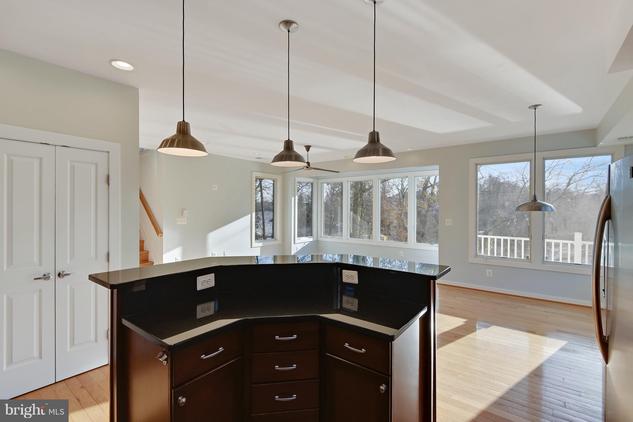 2753 Hambleton Road Riva, MD 21140 - Photo 6 of 59