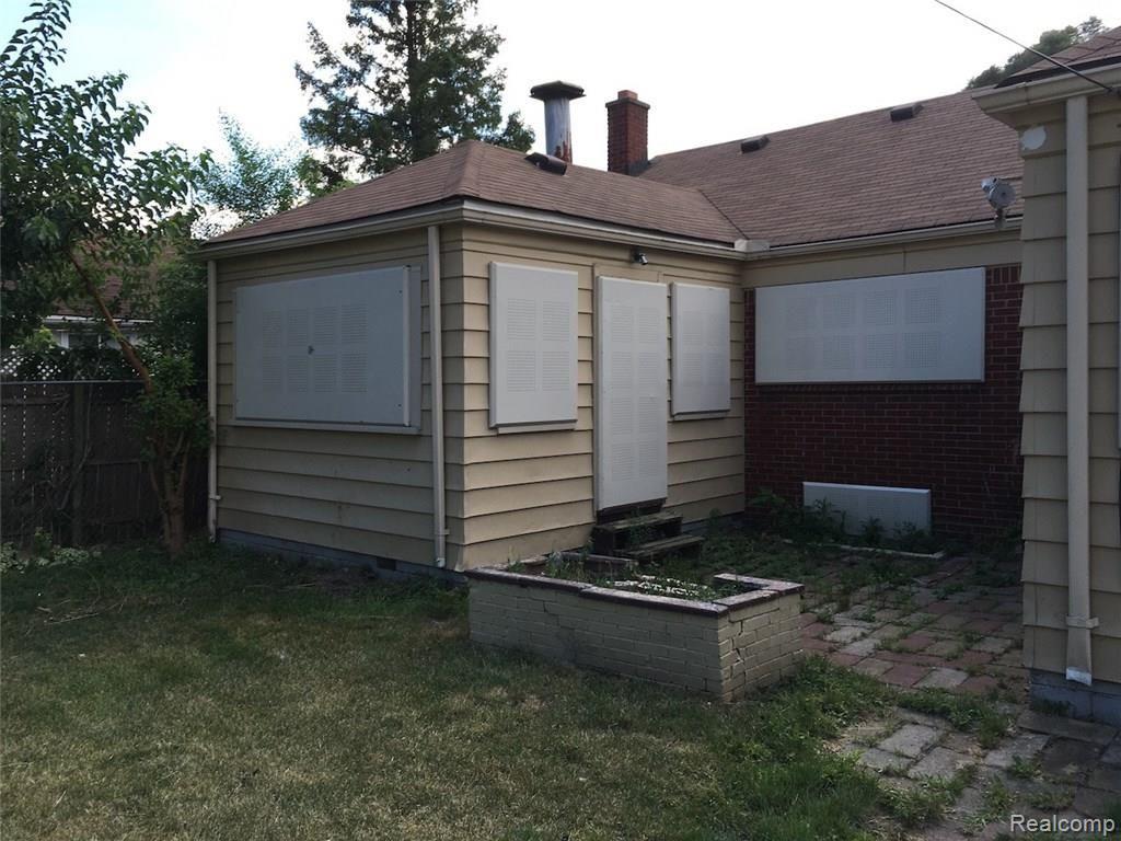 11340 Rutland Street Detroit, MI 48227 - Photo 9 of 32 IMG_2019.JPG