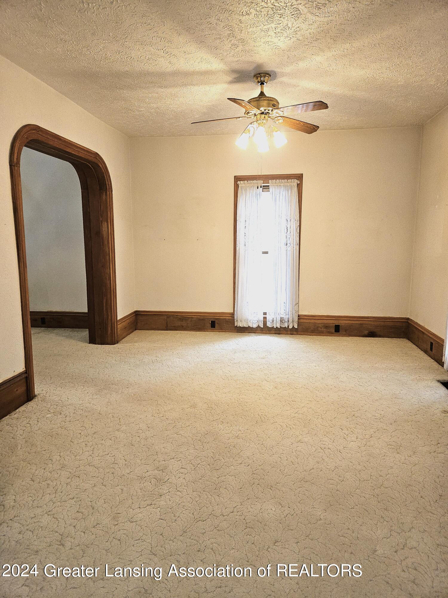 502 South Cochran Road Charlotte, MI 48813 - Photo 17 of 51 20240317_143419-2