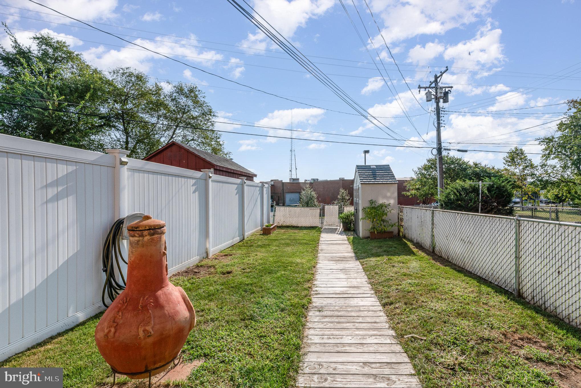 1905 Searles Road Dundalk, MD 21222 - Photo 23 of 26 Rear Yard with Parking in the Back