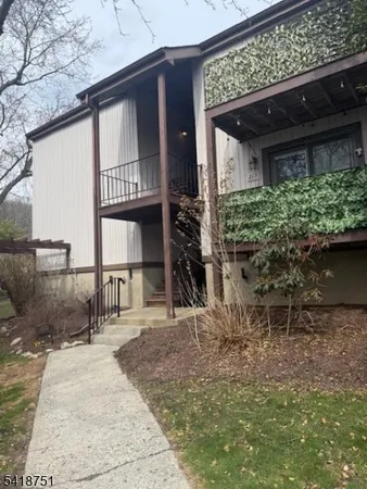 $2,200 | 12212 Aspen Court, Unit 212, Stanhope, NJ 07874