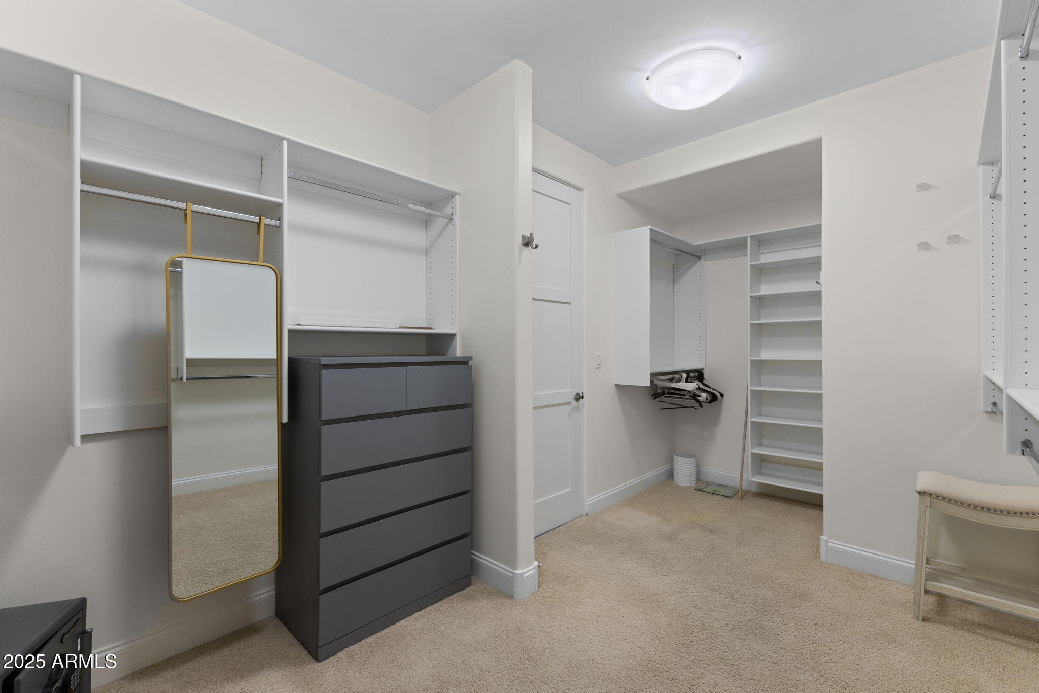 8 Biltmore Estate, Unit 215 Phoenix, AZ 85016 - Photo 18 of 26 a view of an empty walk in closet