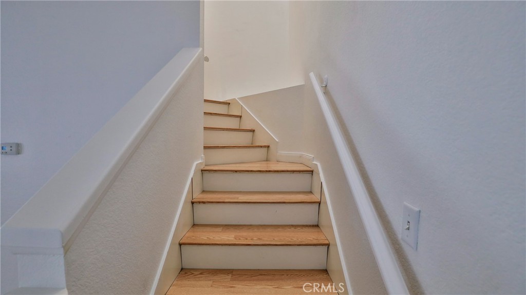 26 Willowcrest Lane Phillips Ranch, CA 91766 - Photo 15 of 39 a view of entryway