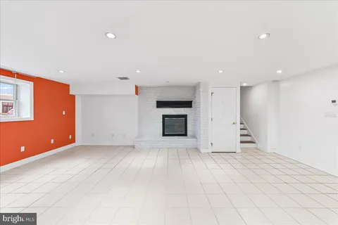 $599,000 | 658 East Leamy Avenue, Springfield, PA 19064