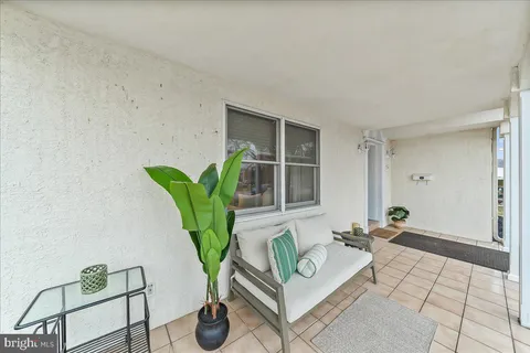 $599,000 | 658 East Leamy Avenue, Springfield, PA 19064