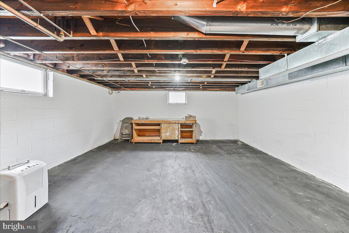 658 East Leamy Avenue Springfield, PA 19064 - Photo 34 of 36