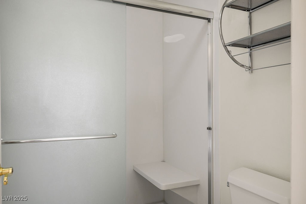 1812 Jack Rabbit Way Las Vegas, NV 89128 - Photo 34 of 44 Separate shower with seat