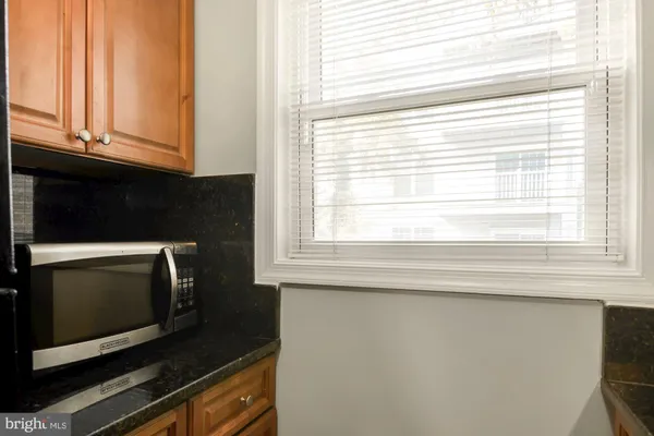 $2,950 | 1410 North Quinn Street, Unit 7, Arlington, VA 22209