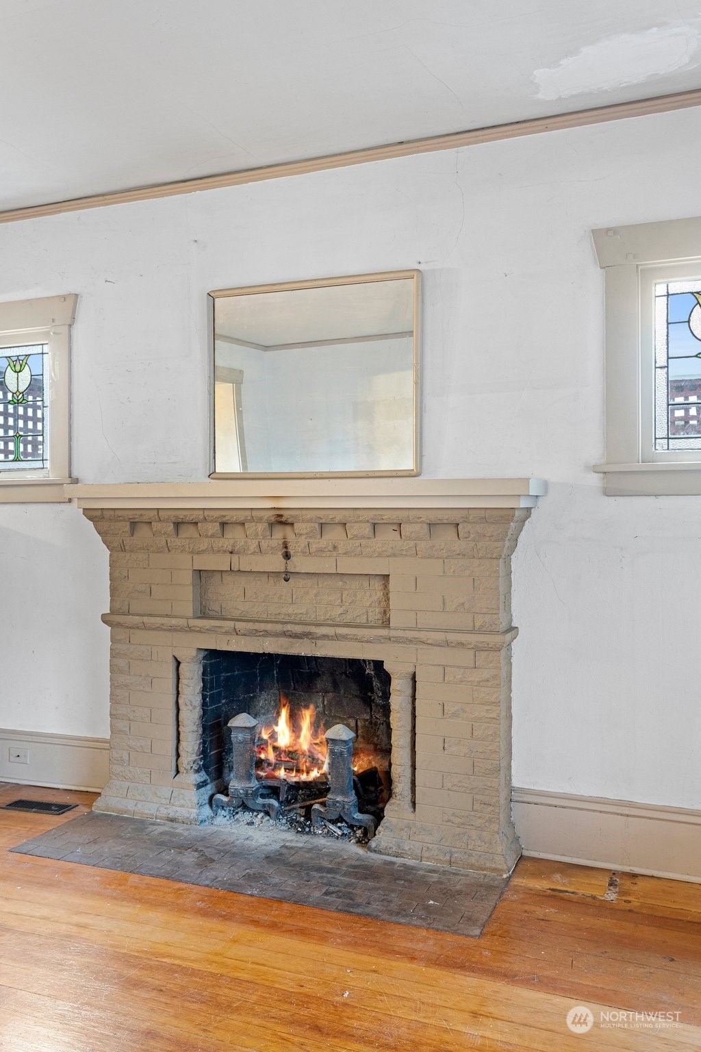 4228 Eastern Avenue North Seattle, WA 98103 - Photo 2 of 27 a living room with a fireplace