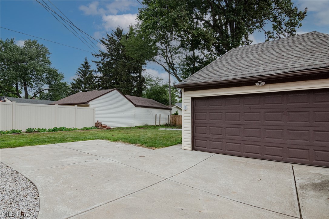 3727 Warren Road Cleveland, OH 44111 - Photo 29 of 31 Gallery Image 29