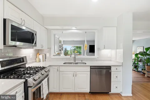$699,000 | 12933 Olivine Way, Silver Spring, MD 20904